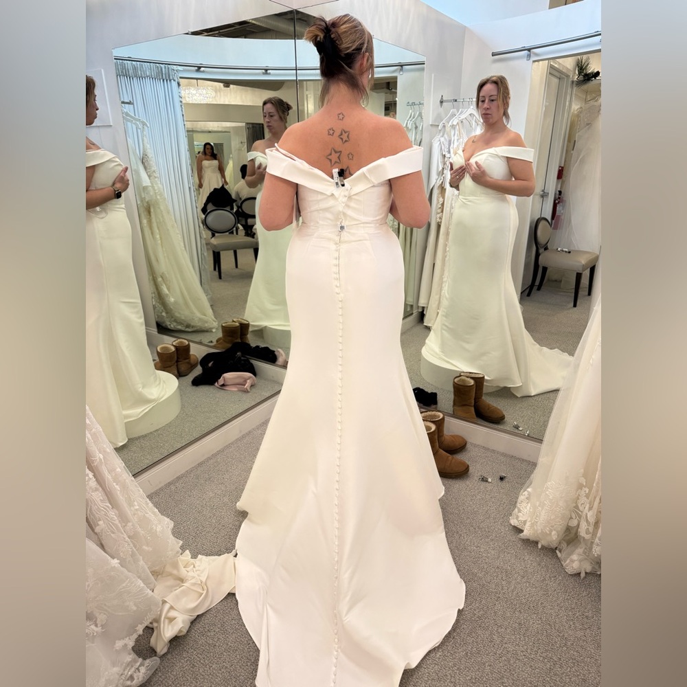 Wedding dress